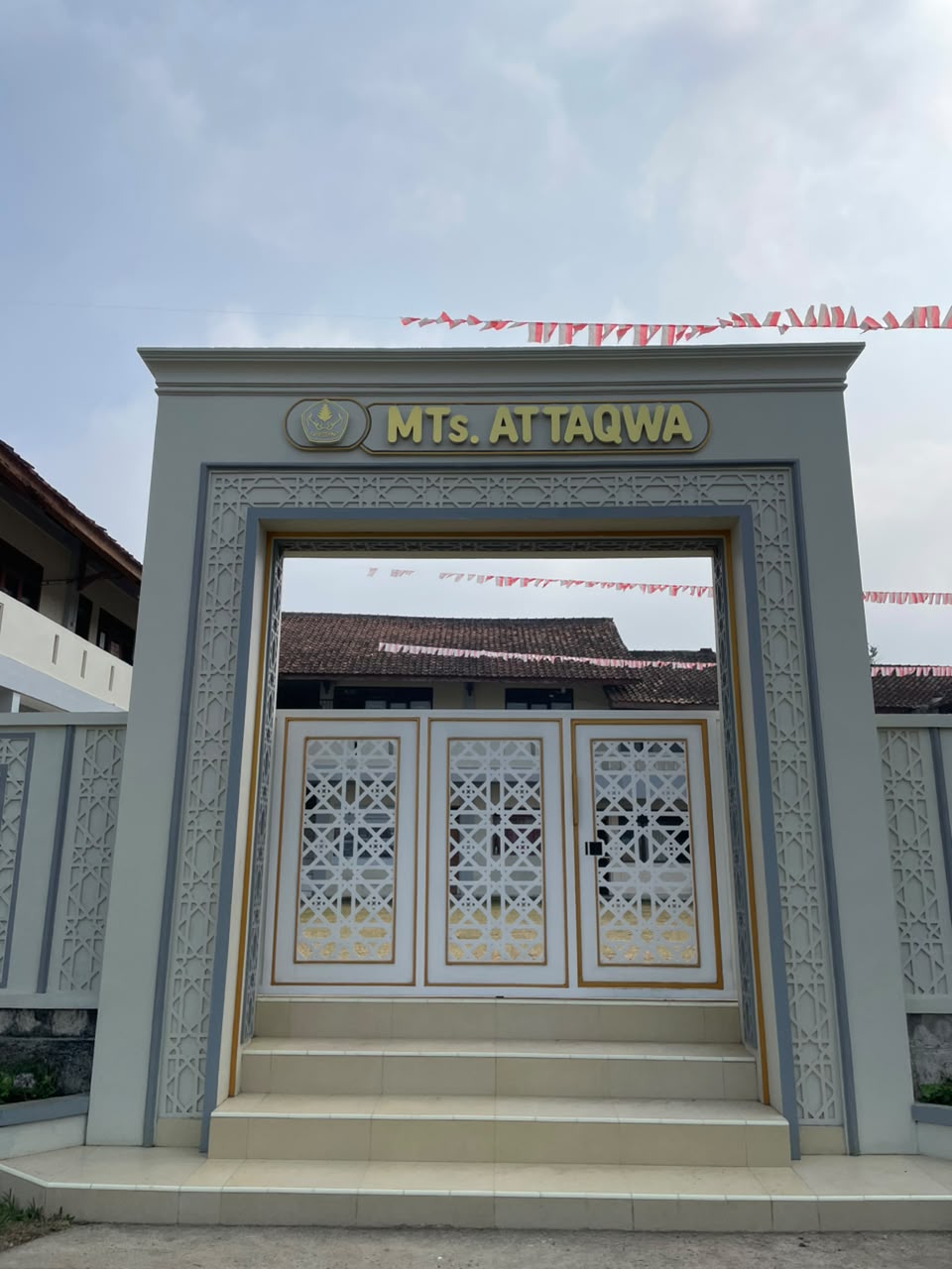 Gerbang Madrasah